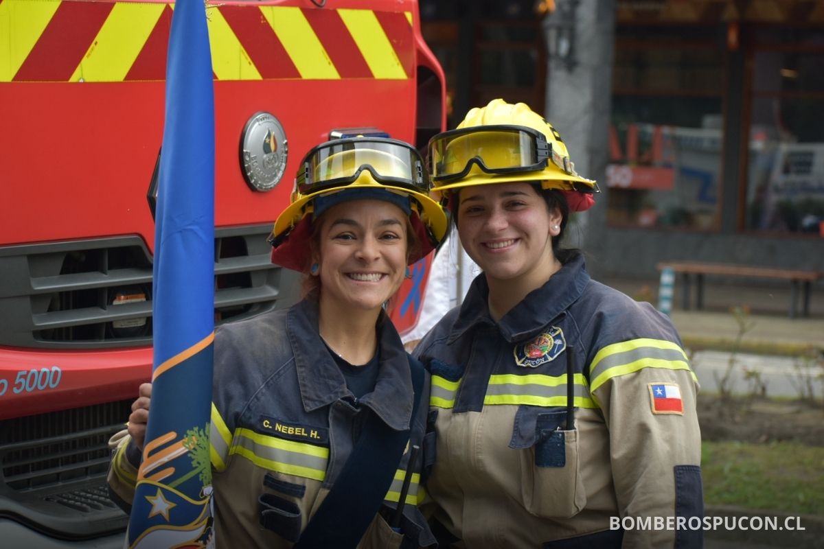 segunda compañia bomberos recibe nuevo carro forestal agosto 2025