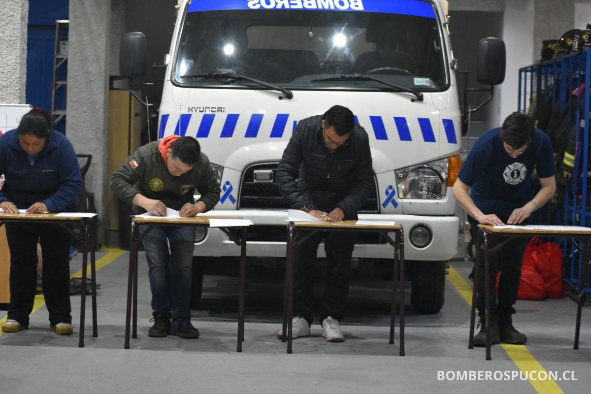 aniversario cuerpo de bomberos de pucon 2025_1